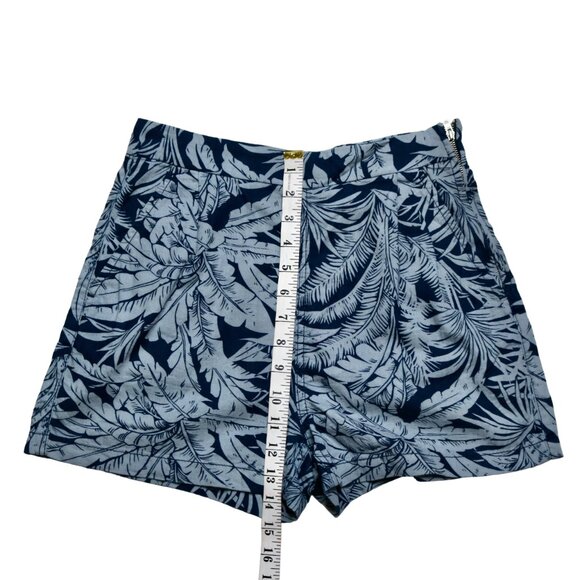 Topshop Women's Blue Tropical Pattern Shorts, size W25 - Picture 7 of 7